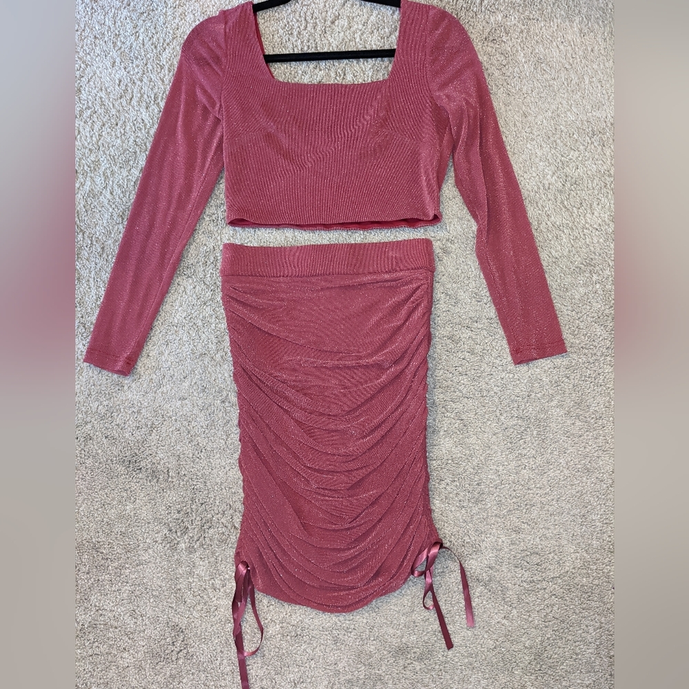 Two piece set